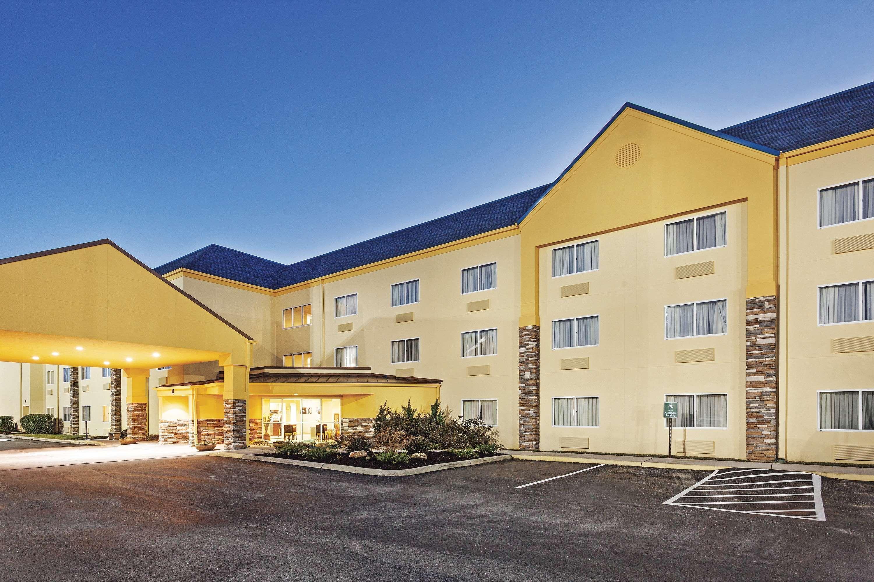 La Quinta By Wyndham Knoxville Airport Alcoa Exterior photo